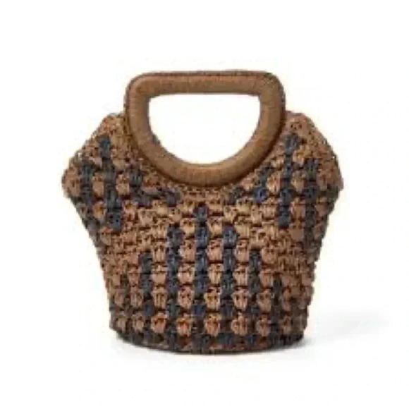 NWT FE NOEL X TARGET SMALL Crochet Purse - Picture 4 of 5